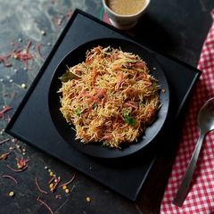 Onion-Carrot Semiya Upma A picture of Onion-Carrot Semiya Upma.