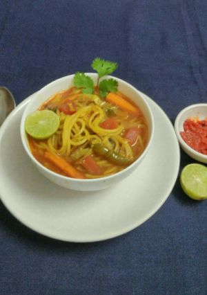 A picture of Veg thupka.