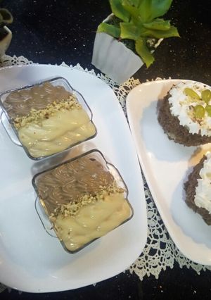 صورة لوصفة كيكة الماء بذوقين مختلفين