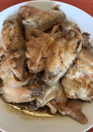 Una foto de Pollo Alas (Salsa de soja)