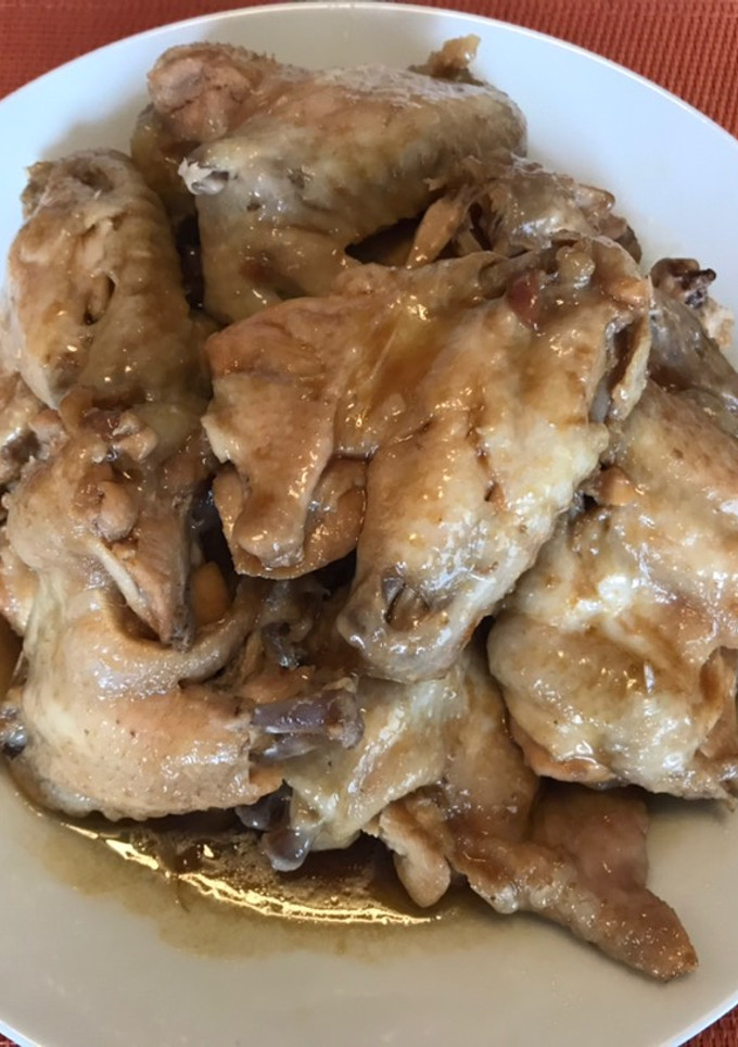 Una foto de Pollo Alas (Salsa de soja)