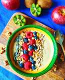 Smoothie bowl de kiwi e maçã
