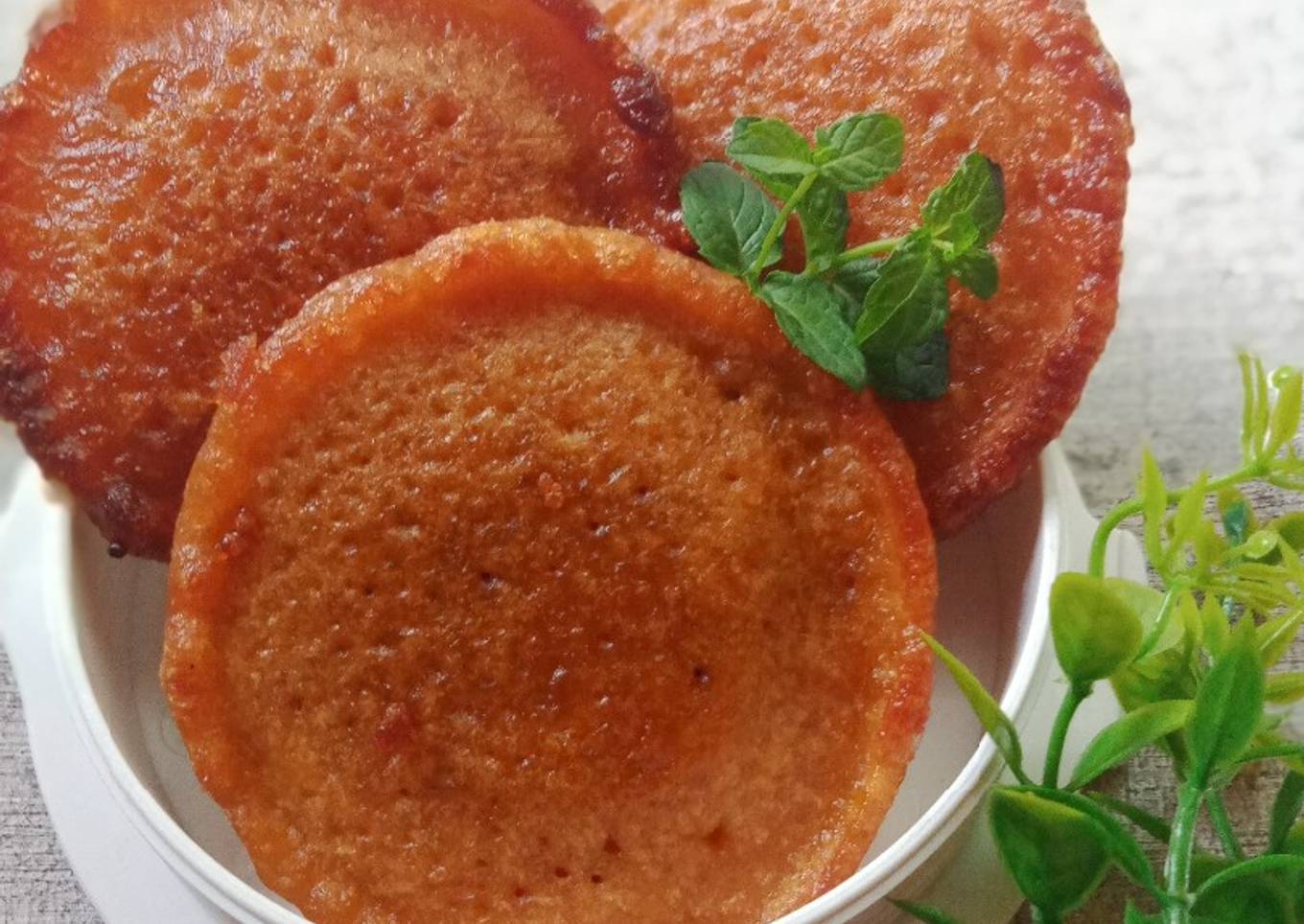 (14)Kue cucur