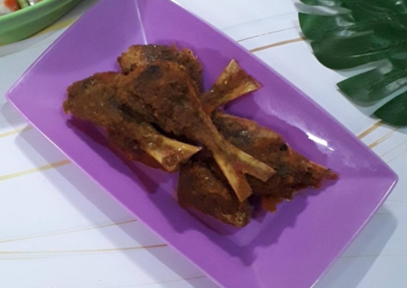 Pecak ikan ekor kuning