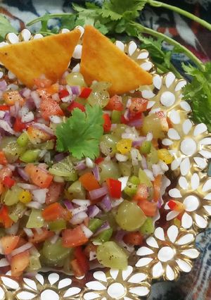 A picture of Grapes Salsa.