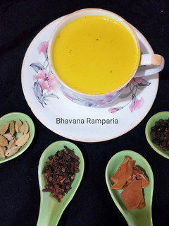 ઇમ્યુનીટી બૂસ્ટર ડ્રિંક (immunity booster drink) રેસીપી મુખ્ય ફોટો