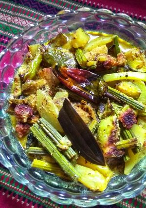 শুক্তো রেসিপির প্রধান ছবি