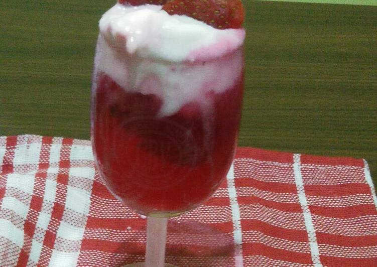 Resep Strawberry Soda Float, Enak Banget