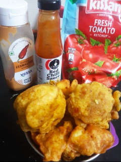 મેગી પકોડા (Maggi Pakoda Recipe In Gujarati) રેસીપી મુખ્ય ફોટો