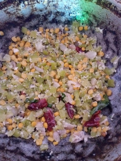 புடலங்காய் பருப்பு கூட்டு செய்முறை முக்கிய புகைப்படம்