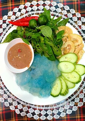 Hình của món Con nuốc chấm mắm ruốc.