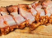 Hình ảnh của heo quay da giòn