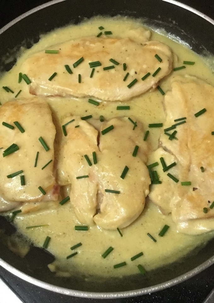 Una foto de Cachopo de pollo en salsa