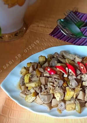 Foto resep Tumis pedas manis tahu, jamur, ampela hati ayam