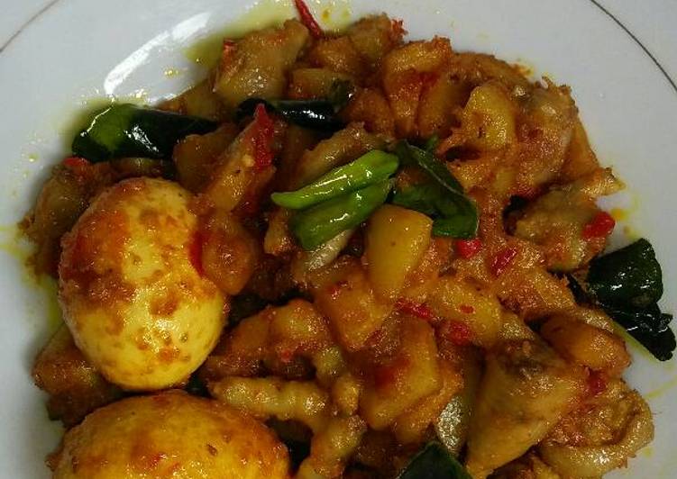 Resep Kentang ceker balado santan yang Bisa Manjain Lidah