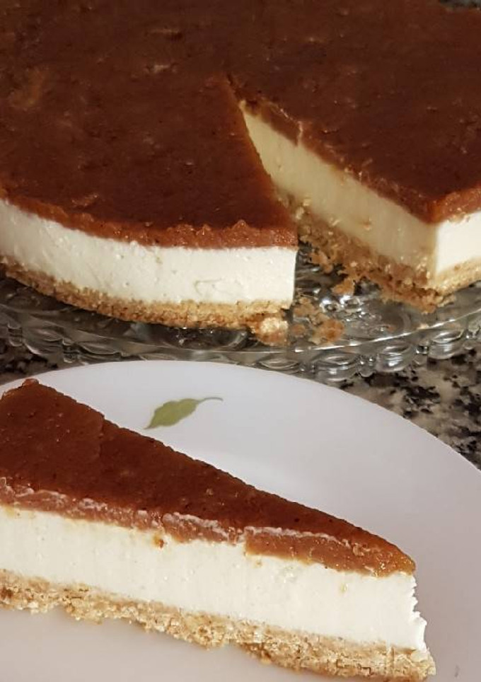 Una foto de Tarta de queso y membrillo