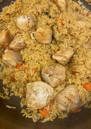 A picture of Chicken & Rice.