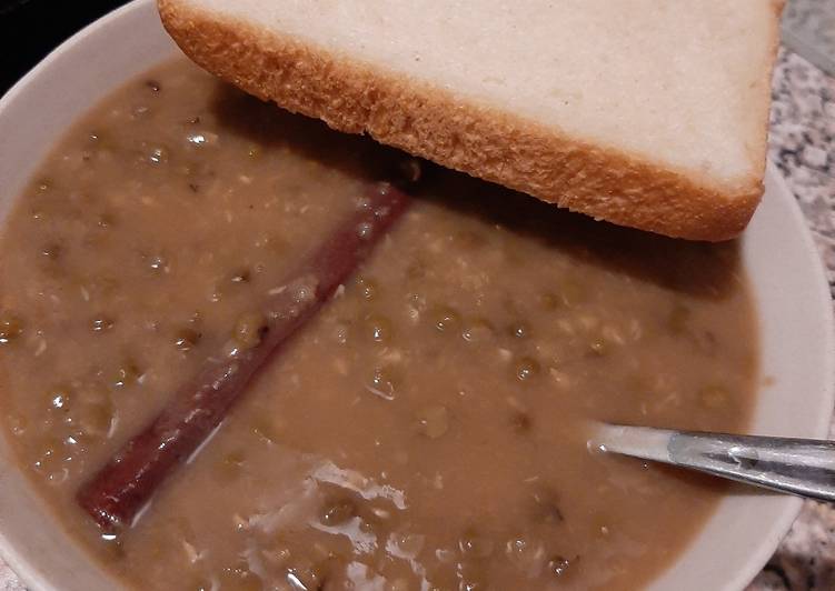 Bubur Kacang Hijau Tanpa Daun Pandan gurih (diJerman)
