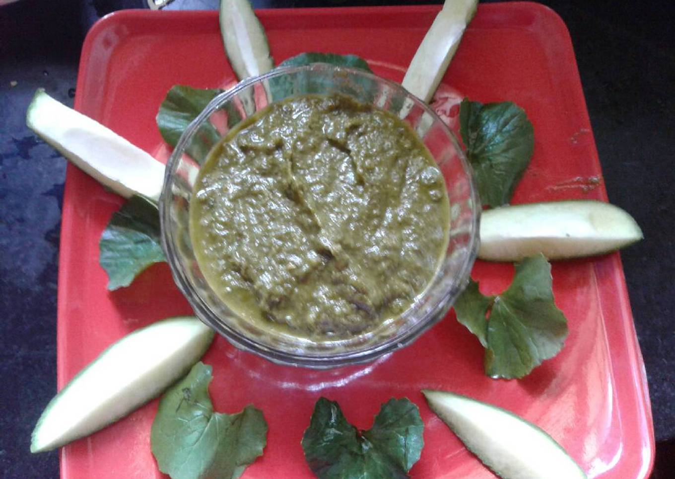 Am - Thankunir Chutney (Raw mango and Indian pennywort leaves)