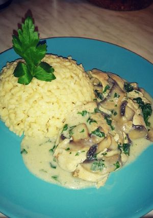 Gombás - petrezselymes csirkemell recept fotója