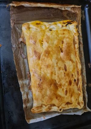 Una foto de Empanada de Atún