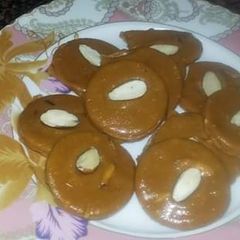 A picture of Sohan halwa.