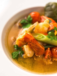 Tom Yum Goong (csípős garnélaleves) recept fotója