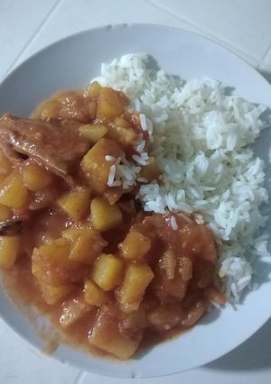 Una foto de Pollo entomatado
