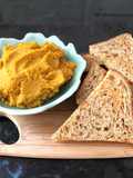 Nia’s homemade spicy curry chickpeas hummus