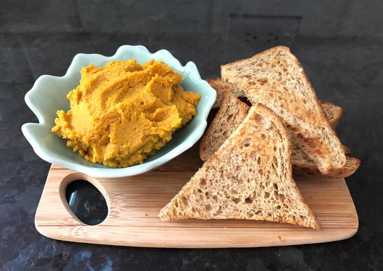 Steps to Make Ultimate Nia’s homemade spicy curry chickpeas hummus