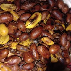 A picture of Roasted peanuts.