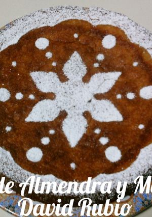 Foto principal de Tarta de almendra y moscatel