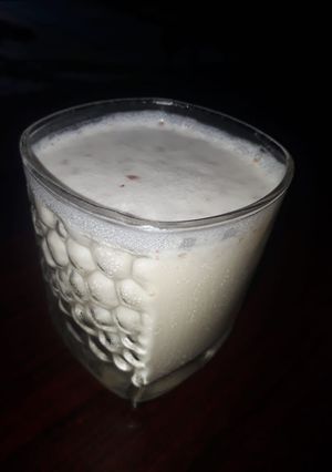 A picture of Badaam wala sharbat.