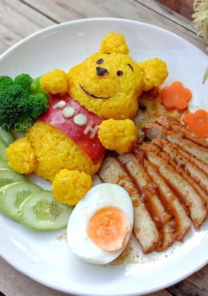 รูปของ ข้าวขมิ้นหมูอบซอส