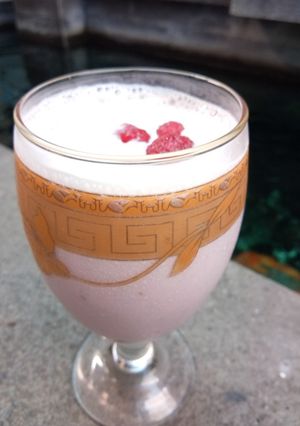 Foto resep Banana - Raspberry Smoothies