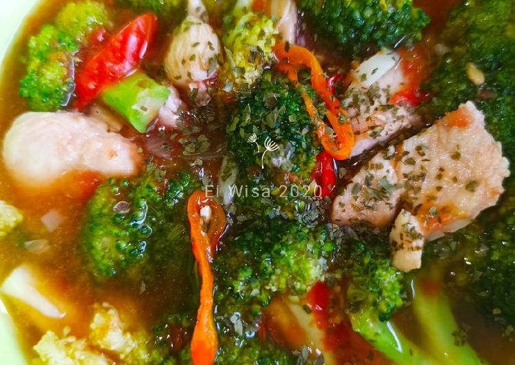 Resep Sup Merah Ayam Brokoli #Diet, Enak