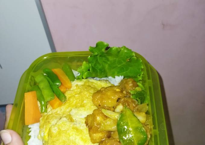 Ayam saos telur asin