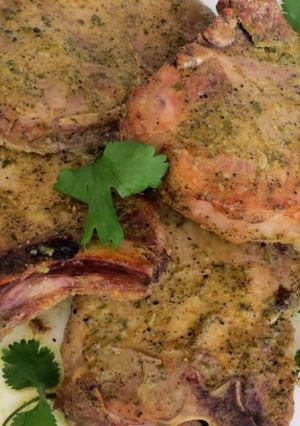 Una foto de Chuletas al horno🥩