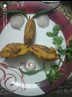 मिर्ची वड़ा (Mirchi vada recipe in Hindi) रेसिपी मुख्य फोटो