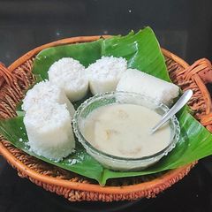 A picture of Banana stew.