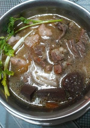Hình của món Bún bò cà chua.