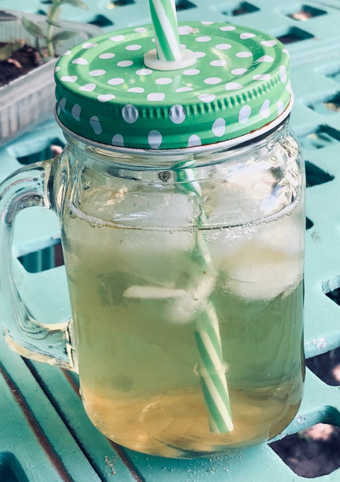 Una foto de Te verde especiado y helado, súper refrescante y natural, además anti oxidante...tenes que probarlo!