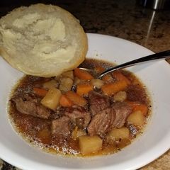 A picture of Crock Pot Hearty Stew.