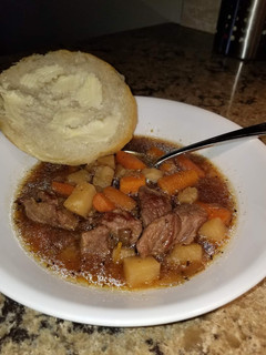 A picture of Crock Pot Hearty Stew.
