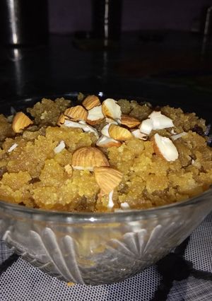 લાપસી (lapsi Recipe In Gujarati રેસીપી મુખ્ય ફોટો