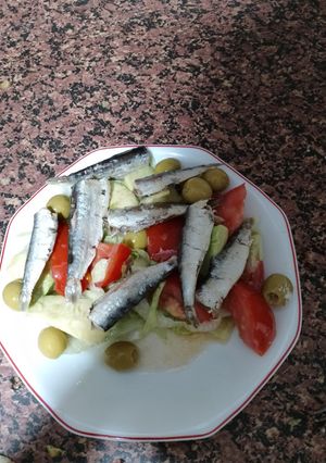 Una foto de Ensalada de Sardinillas