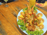 กุ้งมังกรทอดราดซอสเปรี้ยวหวาน