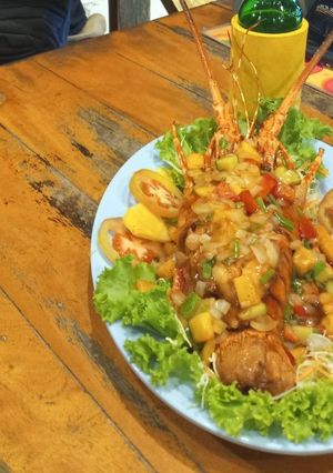 รูปของ กุ้งมังกรทอดราดซอสเปรี้ยวหวาน