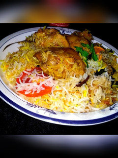 A picture of Afghani biryani.