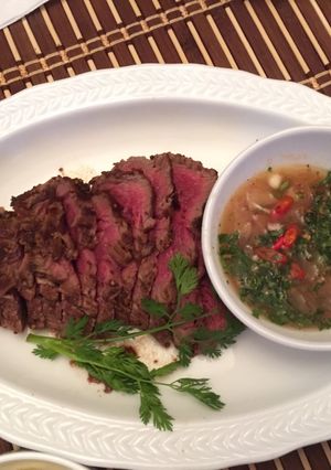 Hình của món Bò nướng kiểu Thái.